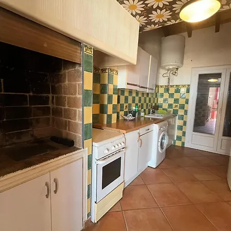 Spacious House In Front Of The Sea Of Fleury Holiday home *
