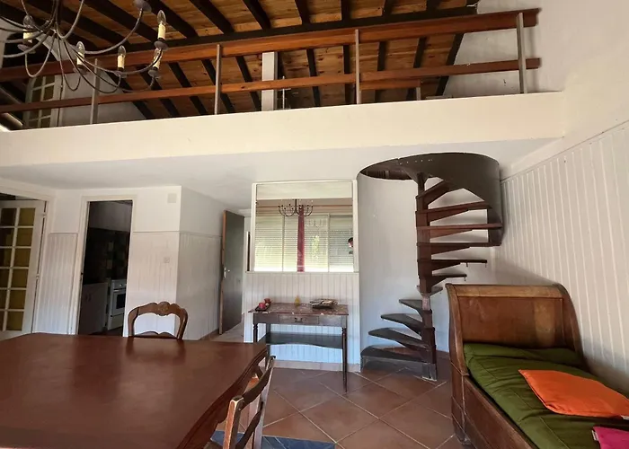 Spacious House In Front Of The Sea Of * Fleury (Aude)