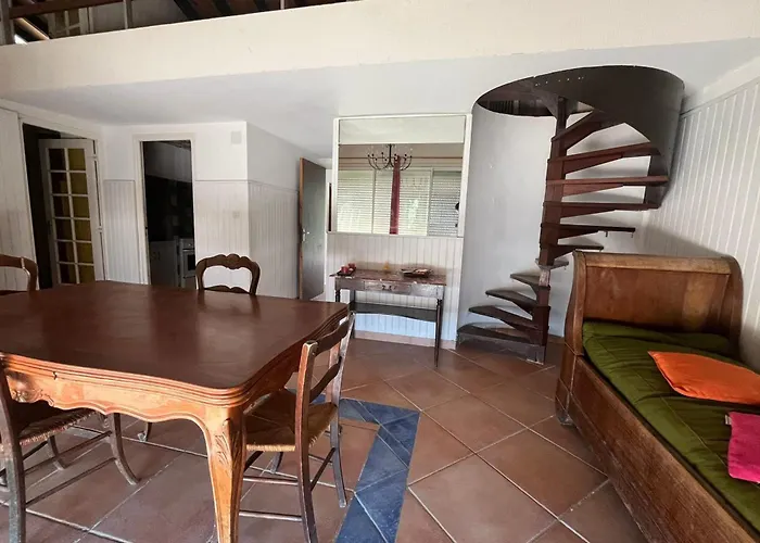 Ferienhaus Spacious House In Front Of The Sea Of Fleury (Aude)